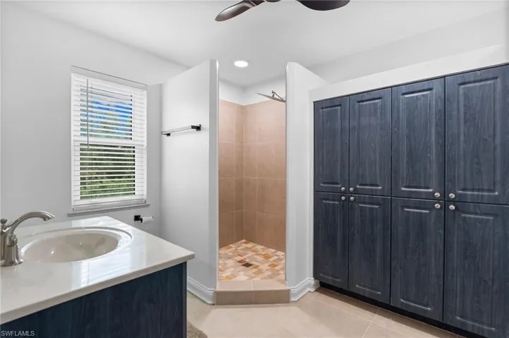 2nd Master Bath