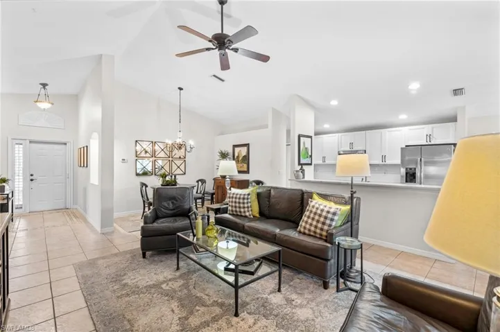 2325  Heritage Greens  DR, Naples, FL 34119