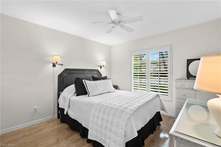 Bedroom 2 - view 1