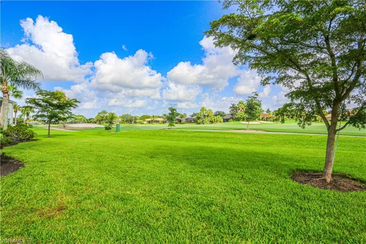 5885 Three Iron Dr 1102, Naples, Florida 34110