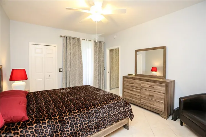 5885 Three Iron Dr 1102, Naples, Florida 34110