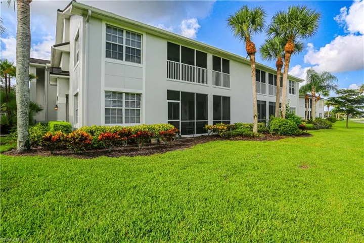5885 Three Iron Dr 1102, Naples, Florida 34110