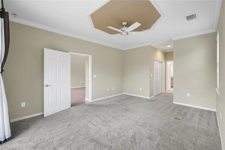 9704 Cobalt Cove Cir, Naples, Florida 34120