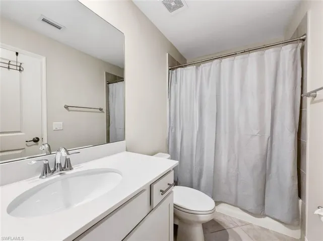 5807 Double Eagle Cir 4617, Ave Maria, Florida 34142