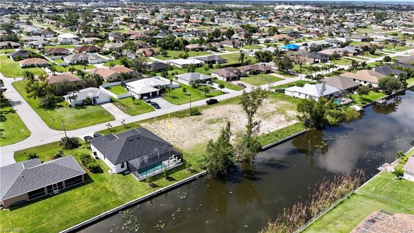 1405 SW 28th TER, CAPE CORAL FL 33914