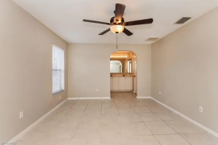 2210 Se 15th St, Cape Coral, Florida 33990
