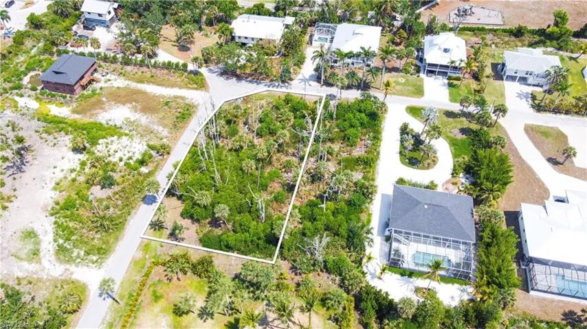 Corner Lot, Fort Myers Fl 33908