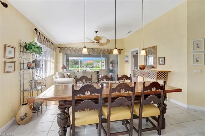 4836  San Carlo  CT, Naples, FL 34109