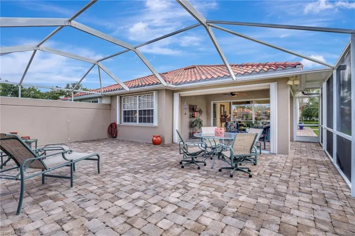 4836  San Carlo  CT, Naples, FL 34109