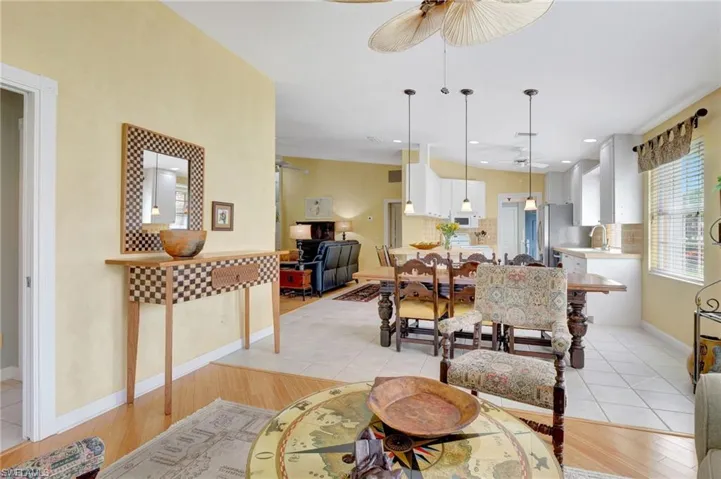 4836  San Carlo  CT, Naples, FL 34109