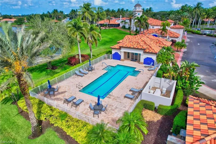4836  San Carlo  CT, Naples, FL 34109
