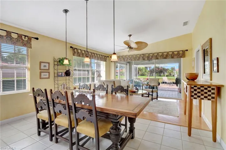 4836  San Carlo  CT, Naples, FL 34109