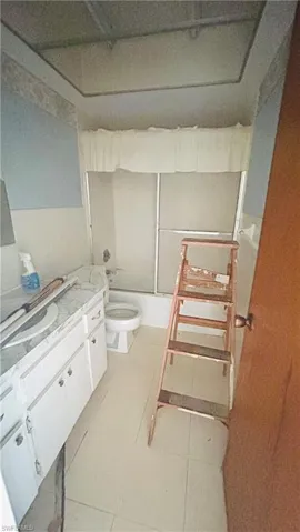 864  Courtington  LN, Fort Myers, FL 33919