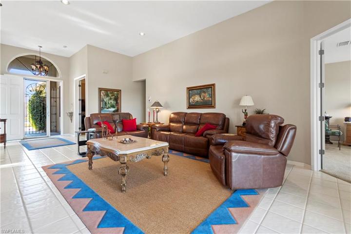 19509 Silver Oak DR, ESTERO FL 33967