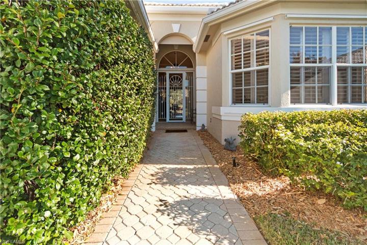 19509 Silver Oak DR, ESTERO FL 33967