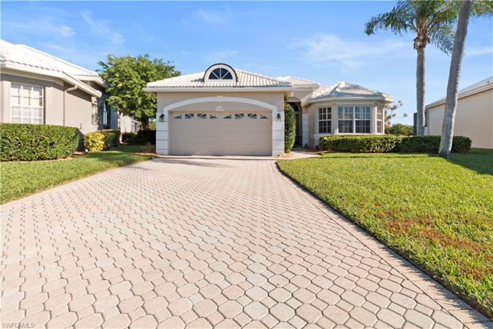 19509 Silver Oak DR, ESTERO FL 33967