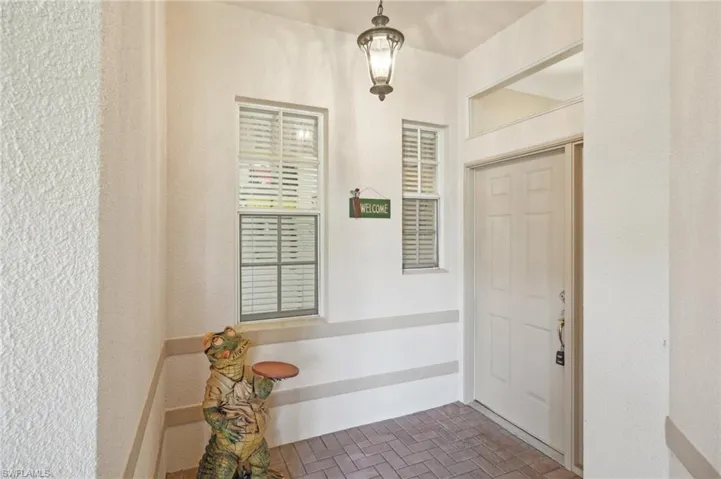 3553  Periwinkle  WAY, Naples, FL 34114