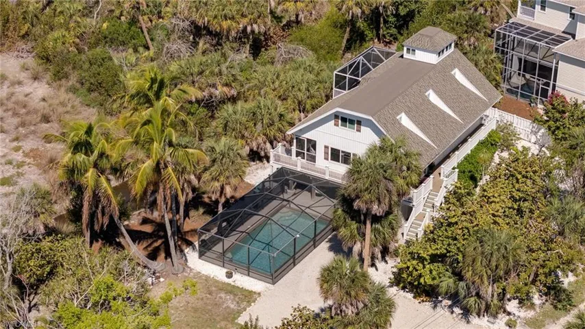 Great Visual of the Pool and Unique Home