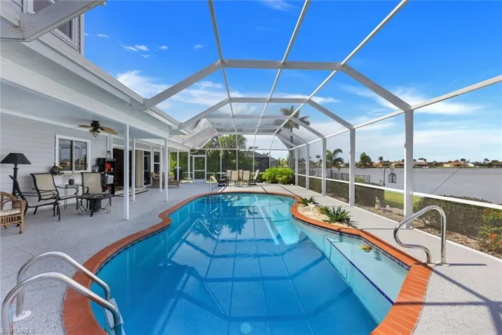 407 SW 37th  ST, Cape Coral, FL 33914