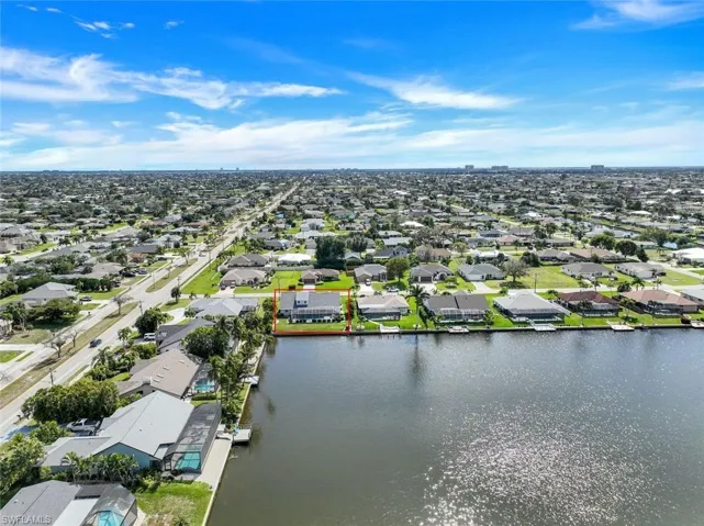 407 SW 37th  ST, Cape Coral, FL 33914