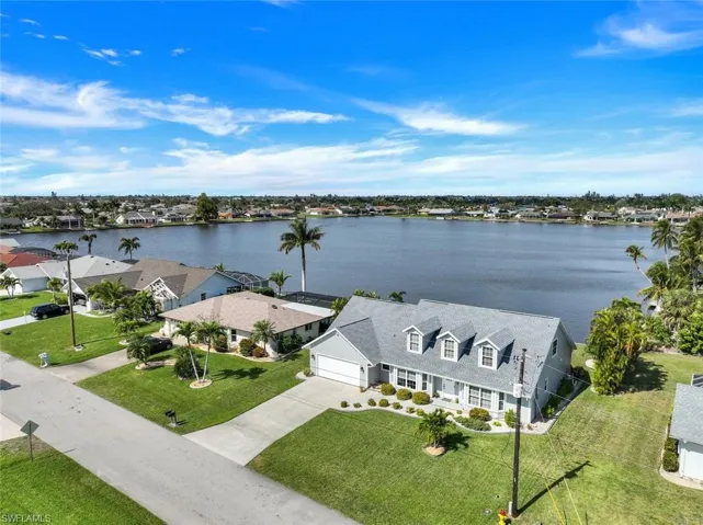 407 SW 37th  ST, Cape Coral, FL 33914