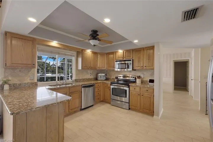 407 SW 37th  ST, Cape Coral, FL 33914