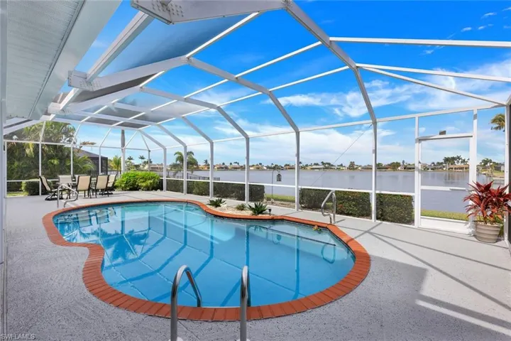 407 SW 37th  ST, Cape Coral, FL 33914