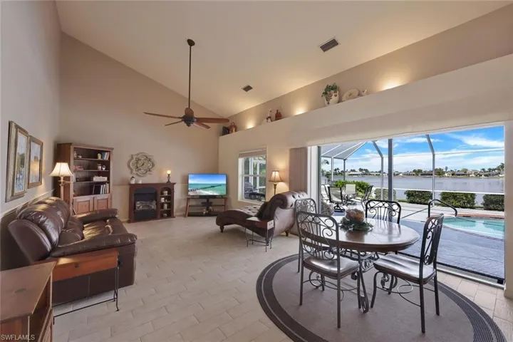 407 SW 37th  ST, Cape Coral, FL 33914