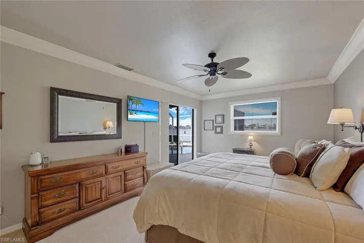 407 SW 37th  ST, Cape Coral, FL 33914