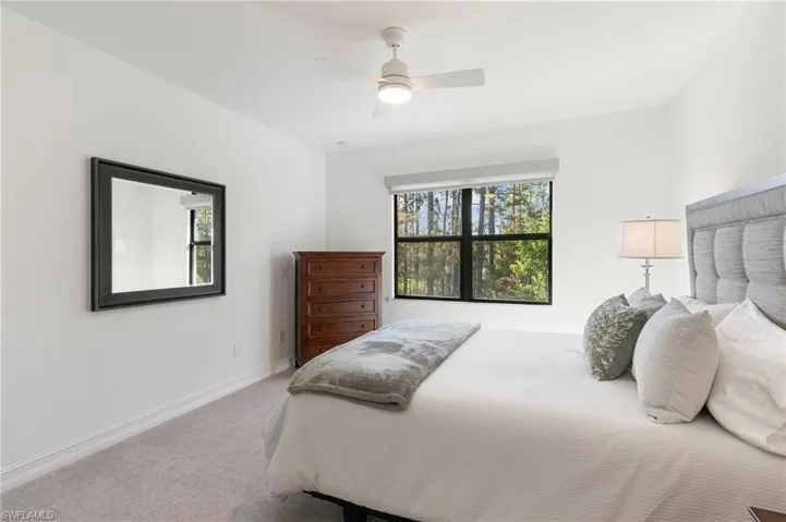 7328  Rockefeller  DR, Naples, FL 34119