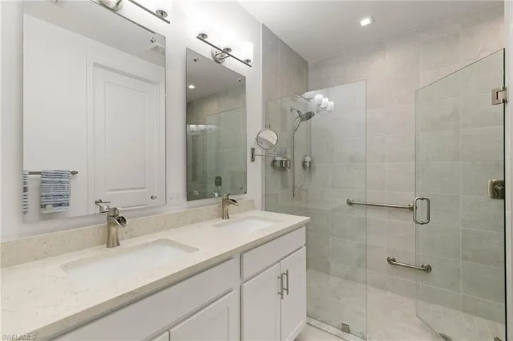 Owner's Suite Bathroom