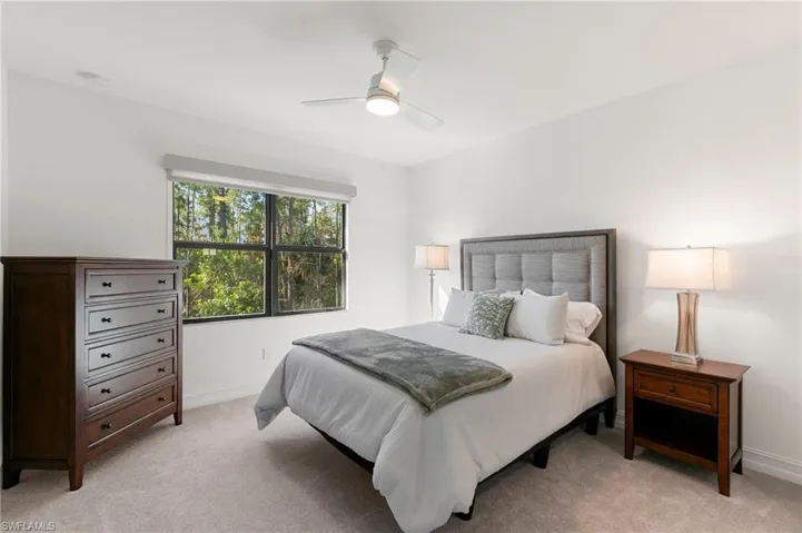 7328  Rockefeller  DR, Naples, FL 34119