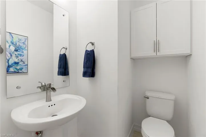 7328  Rockefeller  DR, Naples, FL 34119