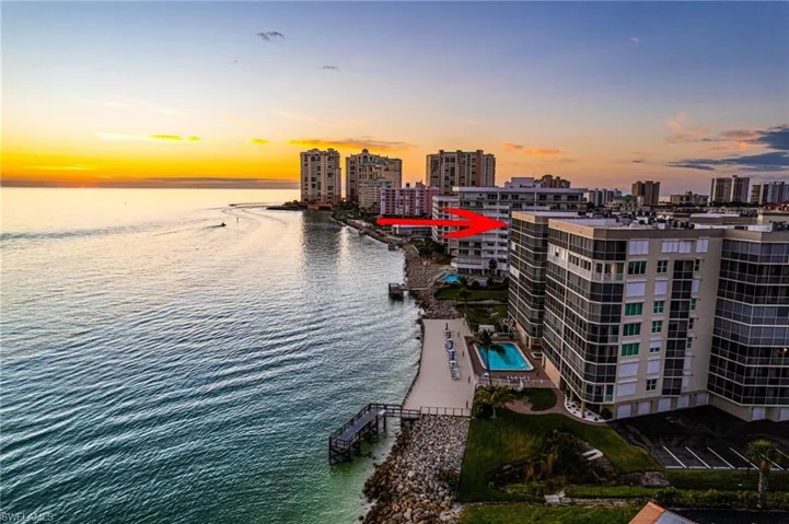 This 9th fl GULF FRONT corner PENTHOUSE view will make you forget all about your Central Park view  … The sought after SW exposure on the ideal South End make this listing a complete STAND OUT!  Trade the Hudson River for DOLPHINS & private tropical islands this winter!