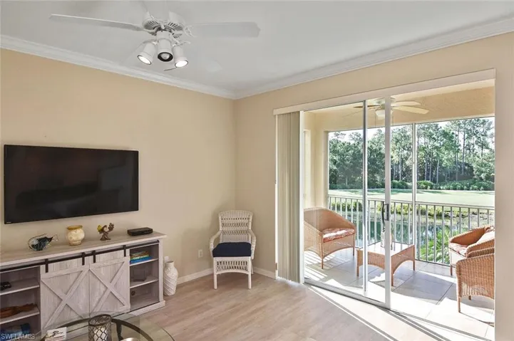 8680 Cedar Hammock Cir 122, Naples, Florida 34112