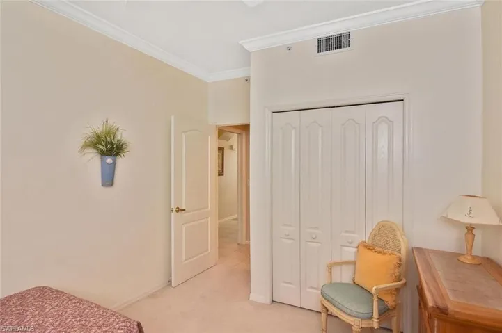 8680 Cedar Hammock Cir 122, Naples, Florida 34112