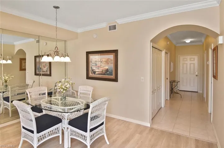 8680 Cedar Hammock Cir 122, Naples, Florida 34112