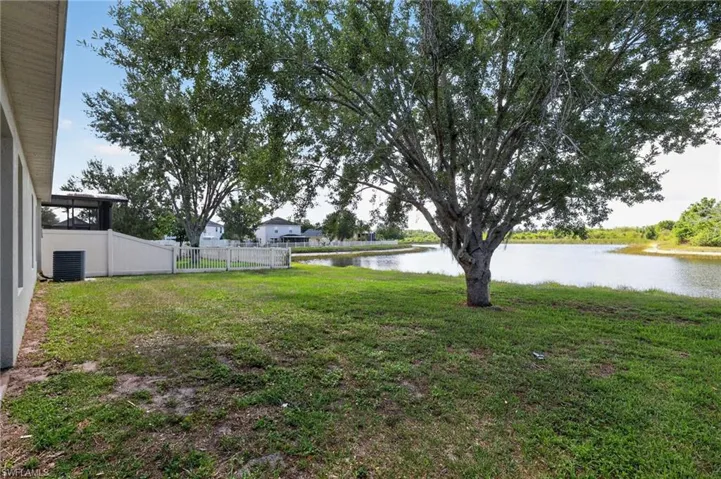 7513 Turtle View Dr, Ruskin, Florida 33573