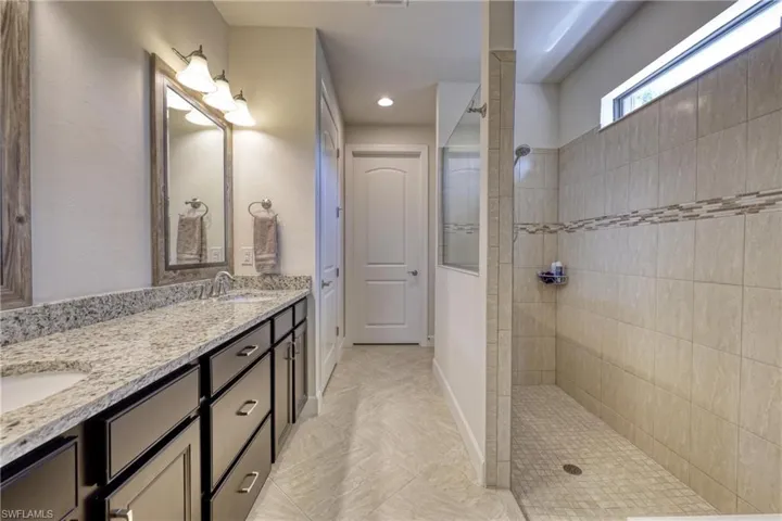 12044  Avingston Lake  DR, Fort Myers, FL 33966