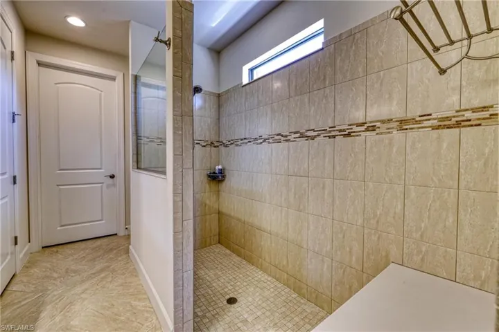 12044  Avingston Lake  DR, Fort Myers, FL 33966