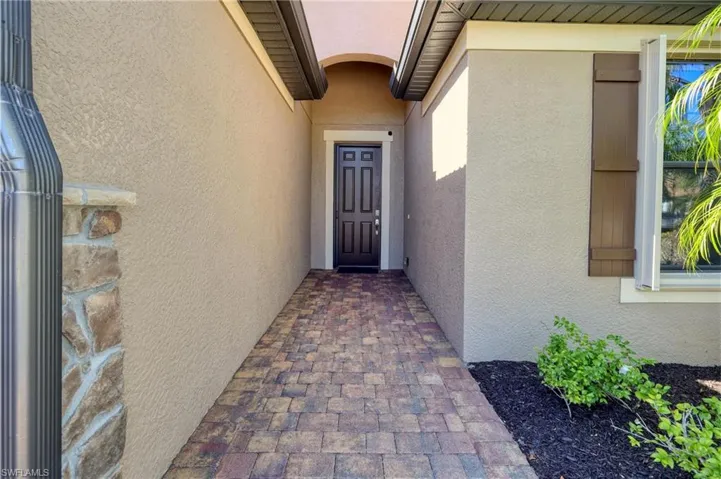 12044  Avingston Lake  DR, Fort Myers, FL 33966