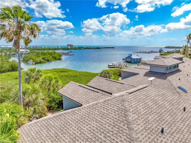 4580 OYSTER SHELL DR &  370 TOWNHOUSE  LN, Upper Captiva, FL 33924