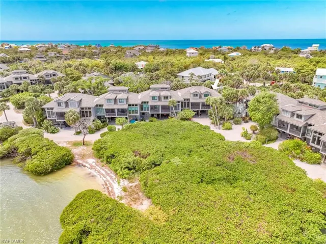 4580 OYSTER SHELL DR &  370 TOWNHOUSE  LN, Upper Captiva, FL 33924