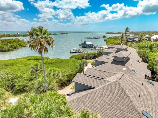 4580 OYSTER SHELL DR &  370 TOWNHOUSE  LN, Upper Captiva, FL 33924