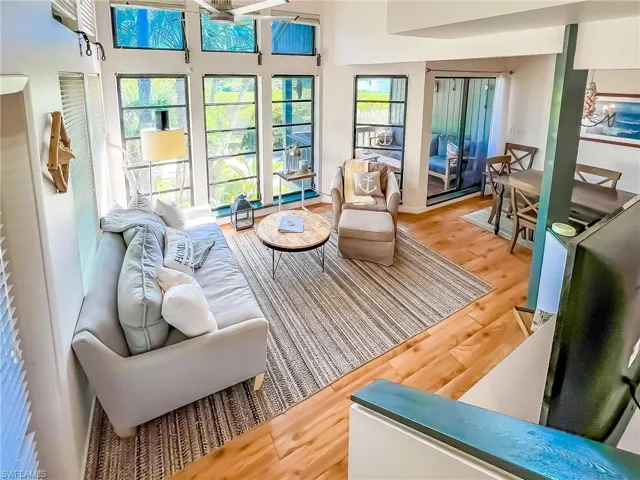 4580 OYSTER SHELL DR &  370 TOWNHOUSE  LN, Upper Captiva, FL 33924