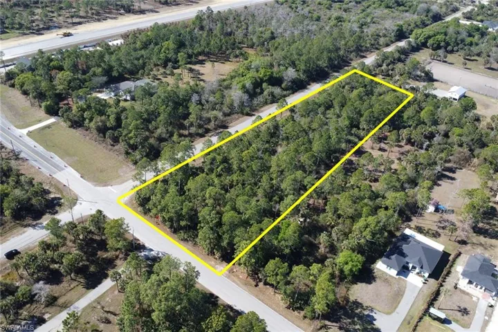 1551 12th Ave Ne, Naples, Florida 34120