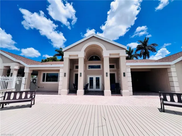 3250 W Crown Pointe Blvd # 101, Naples, Florida 34112