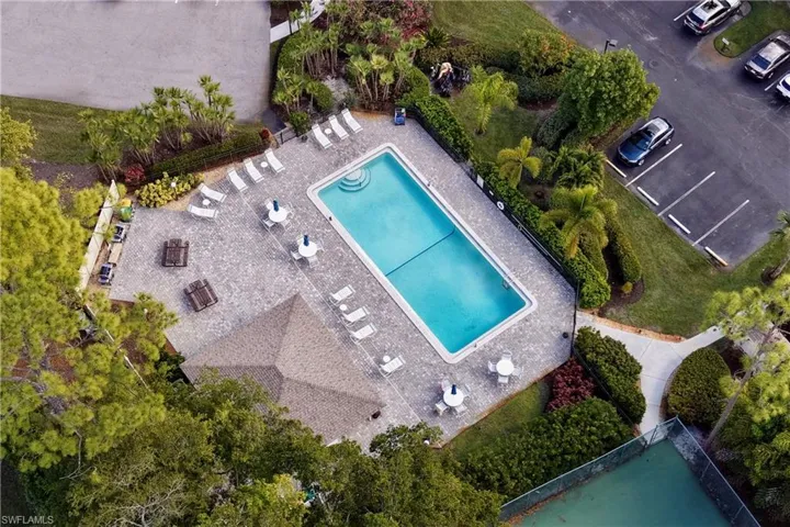 Bird's eye view of a pool area