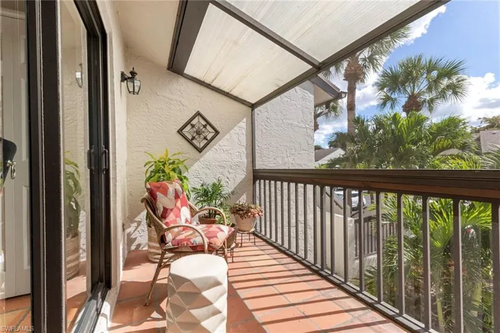 Balcony with a sunroom