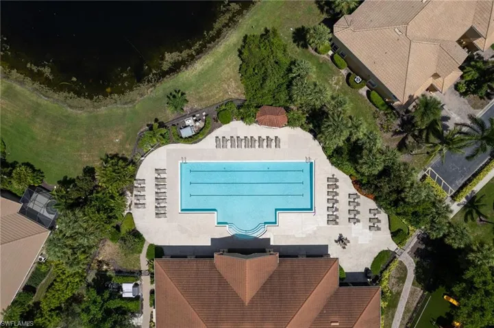 Clubhouse & pool